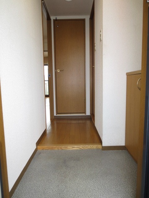 玄関 ＡＴＲＥ中央林間