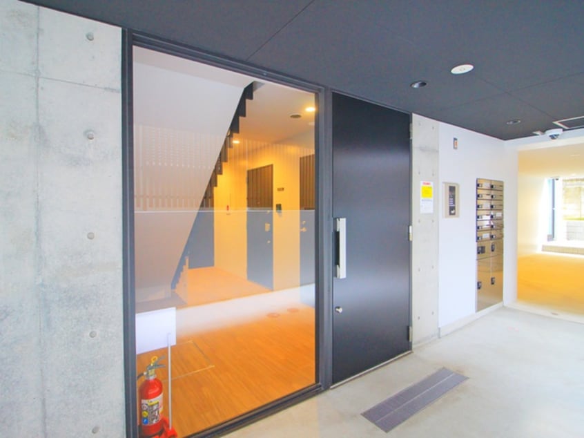 エントランス部分 オモチアドオーヤマ