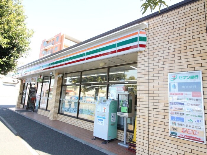 セブンイレブン横浜いずみ中央店(コンビニ)まで24m ルミエールいずみ中央
