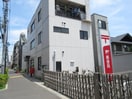 武蔵野境南局(郵便局)まで230m Ｌａ　Ｂｅｌｌａ　Ｃａｓａ