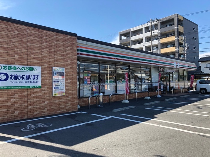 茅ヶ崎小桜町店(コンビニ)まで30m シアンサ－ジュ湘南