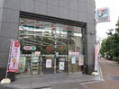 セブンイレブン中央区入船3丁目店(コンビニ)まで82m ドルチェ銀座東　弐番館（801）