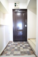 玄関 ＥＳＴＡＴＥ　Ｙ