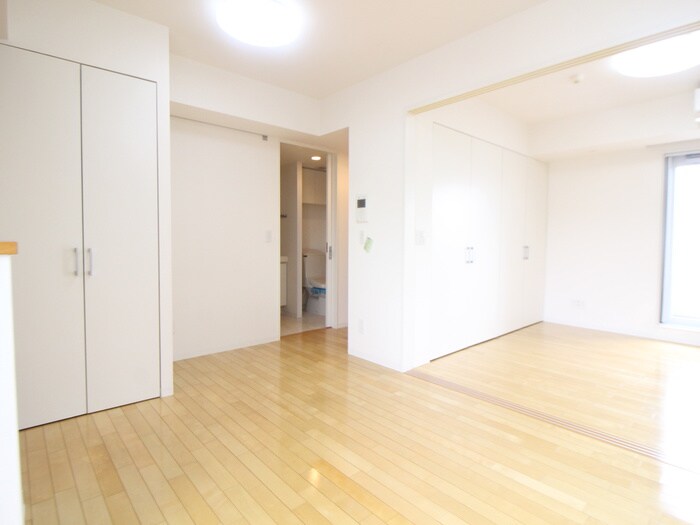 居室 コンフォリア中野