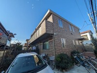 Maison KiKi East