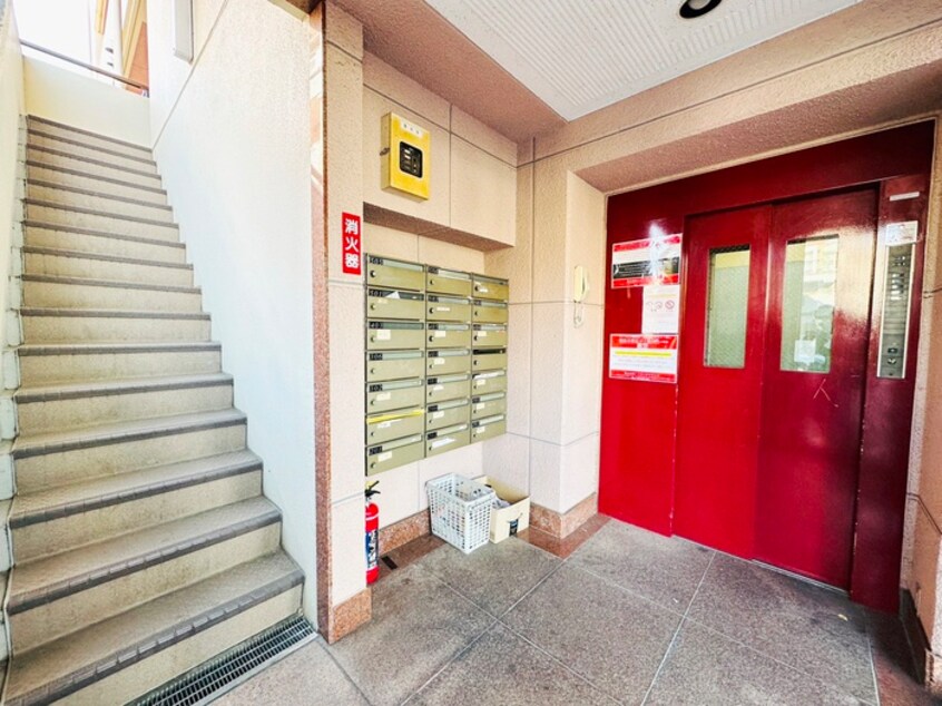 エントランス部分 シャトレー昭島