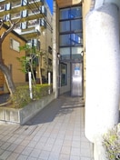 エントランス部分 ﾓﾝｼｬﾄｰ松戸２