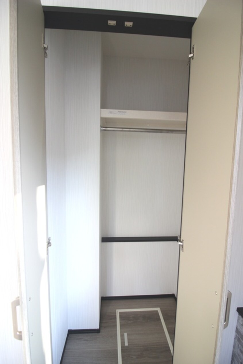 収納 ヴァン・ヴェール南原