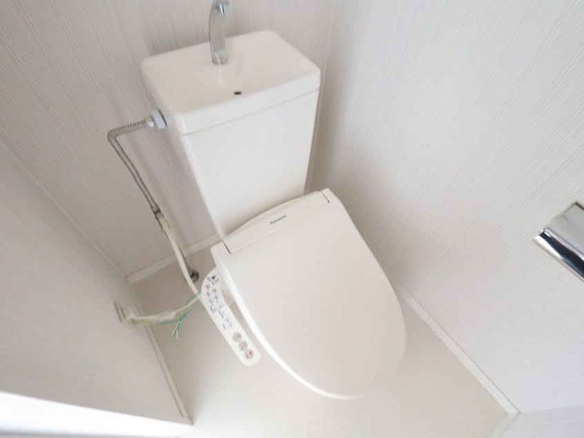 トイレ アドミラル新城