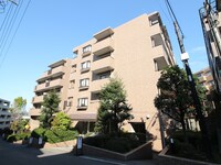 鷺沼ﾊﾟｰｸ・ﾎｰﾑｽﾞｳｴｽﾄｺｰﾄ(305)