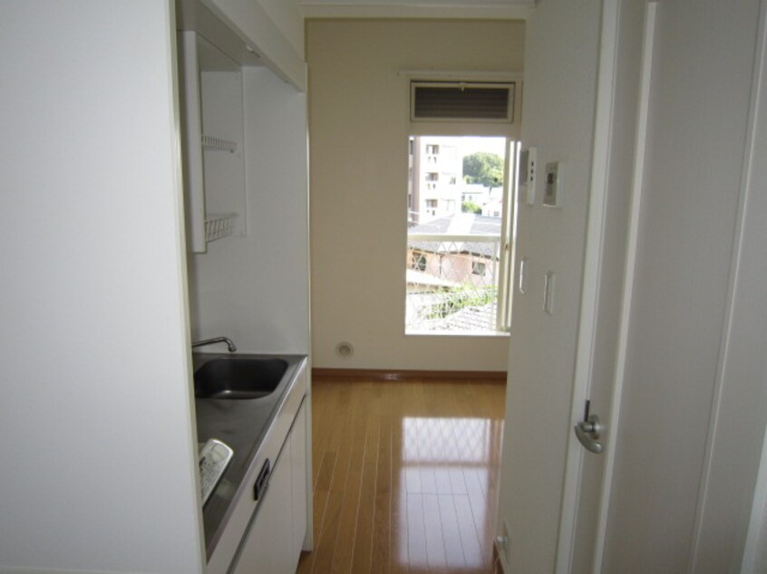 廊下 ハ－ミットクラブハウス大船