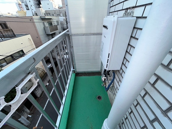 洗濯機置場 カスティル　松葉