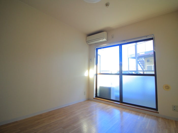 居室 アルカサール西台