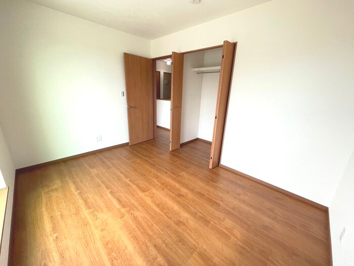 居室 立川市砂川町１丁目貸家　１号棟