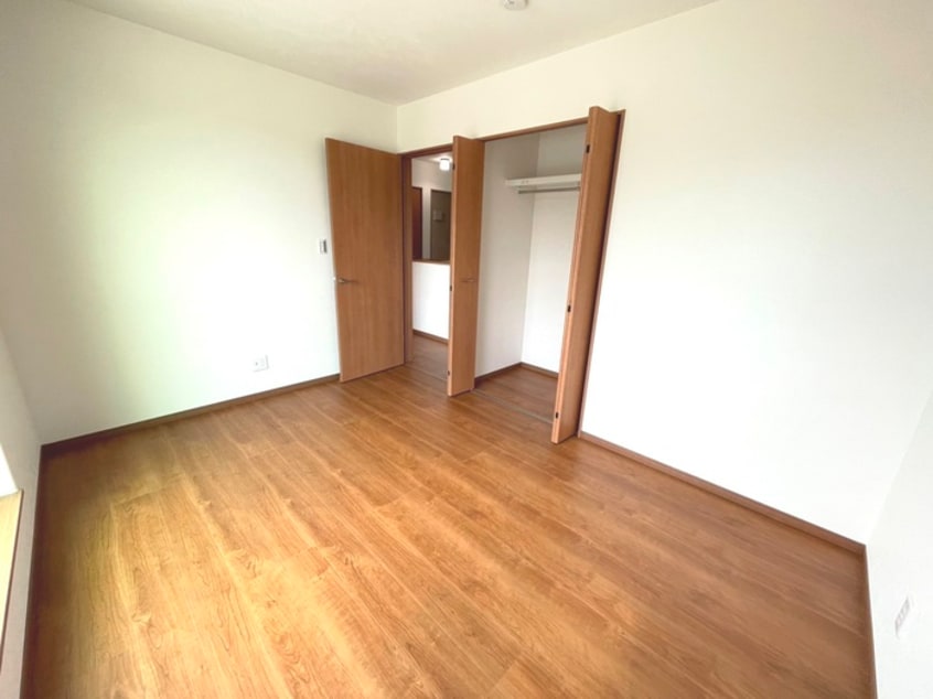 居室 立川市砂川町１丁目貸家　１号棟