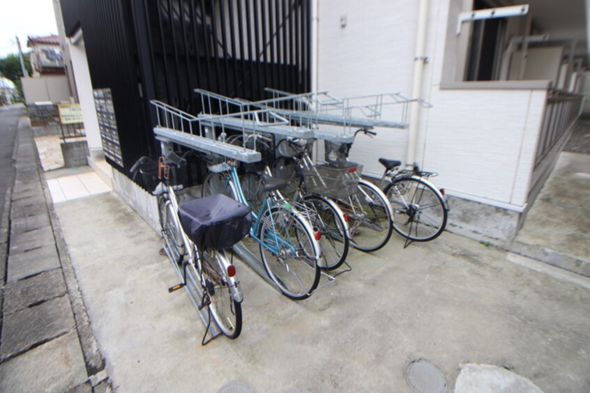 駐輪場 BASE東林間