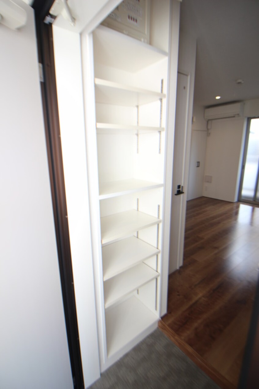 靴箱 BASE東林間