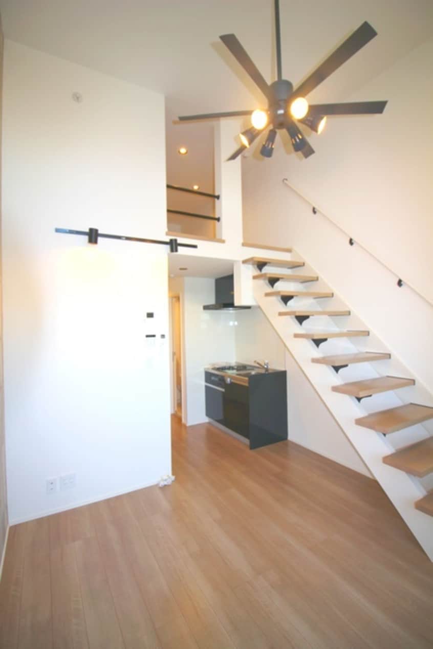 居室 デパーチェ新曽