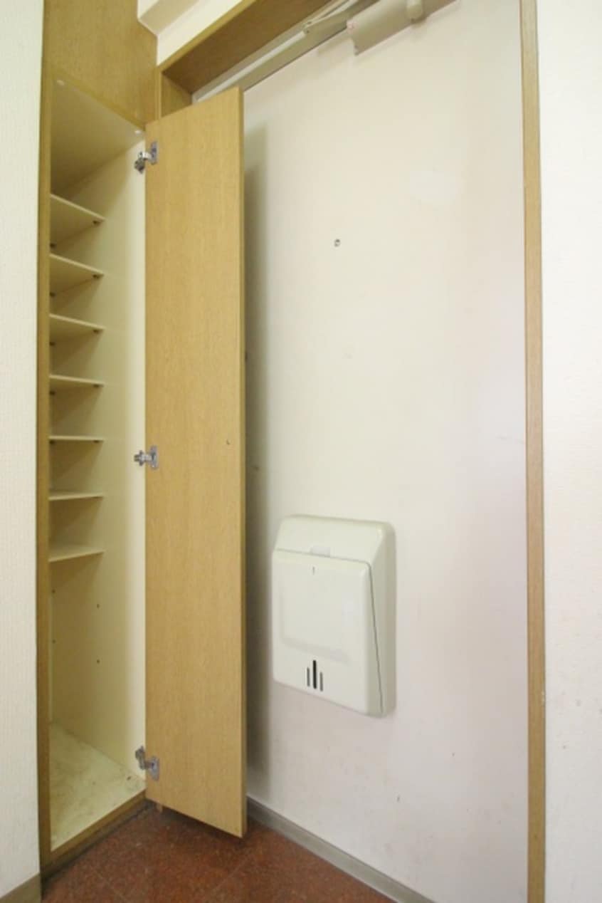 靴箱 シェ－ファ－祐天寺