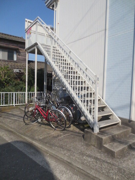 エントランス部分 サニーハイツ