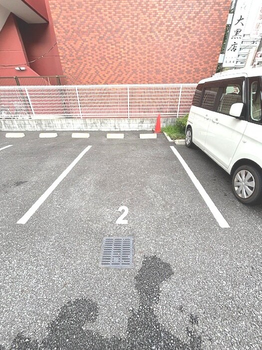 駐車場 アークリュイール