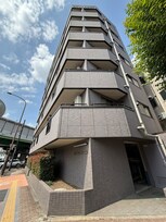 ロイヤルスクエア