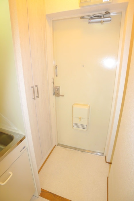 玄関 ビューパレー市川