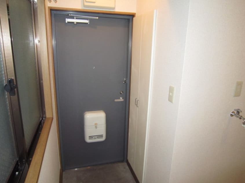 玄関 ハイツヤスハラ