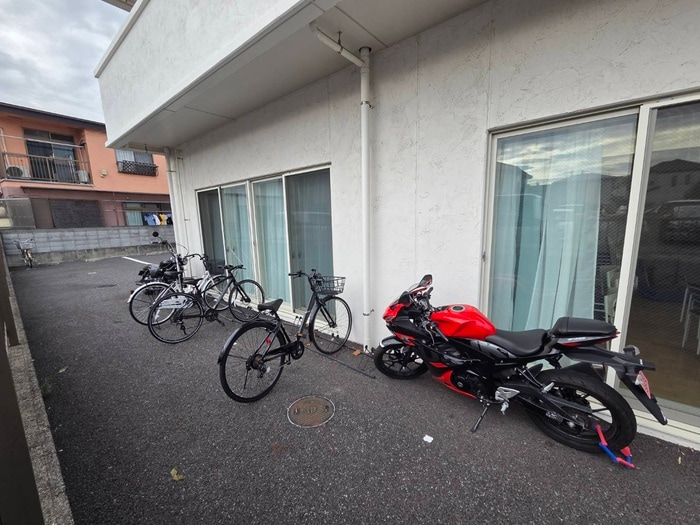 駐輪場 Ｄｏｍｕｓ　Ｇｒａｔｉａｅ