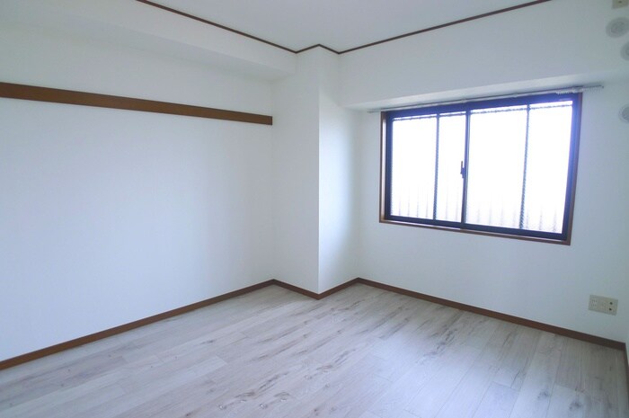 居室 INSURANCE BLDG.XIX（1301）