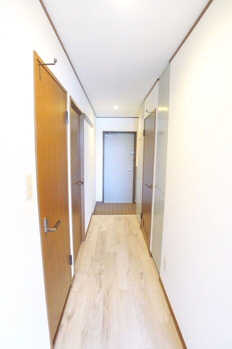 廊下 INSURANCE BLDG.XIX（1301）