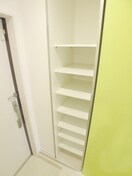 靴箱 リブリ・エルミタージュ