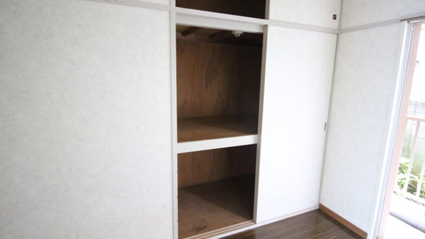 収納 ﾒｿﾞﾝｴ-ｸﾞﾚｯﾄ