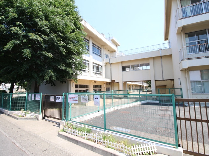 相模原市立淵野辺小学校(小学校)まで158m クアドリフォリエブルー