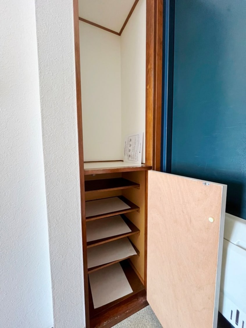 靴箱 コーポリリィズ