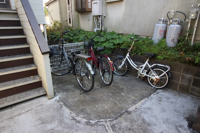 駐輪場 ガトーユー