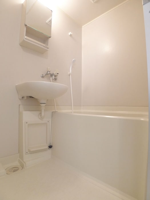 バス／シャワールーム等 クレストパレス参番館（２）