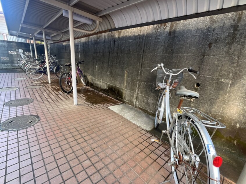 駐輪場 ベルエアー高幡不動