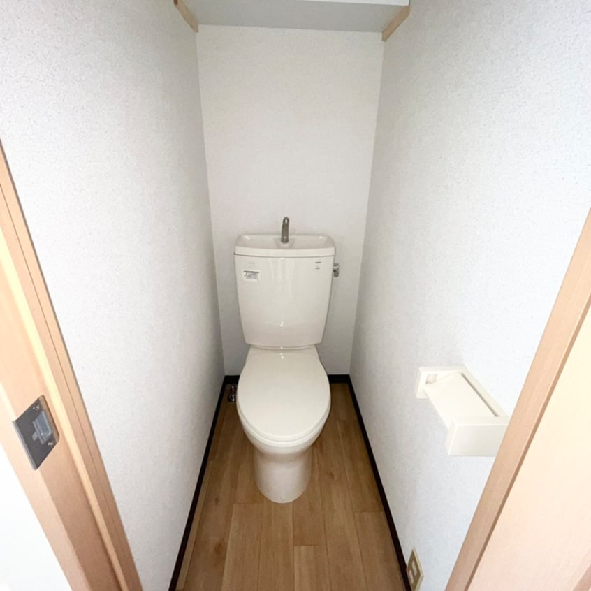 トイレ サンリッチマンション(303)