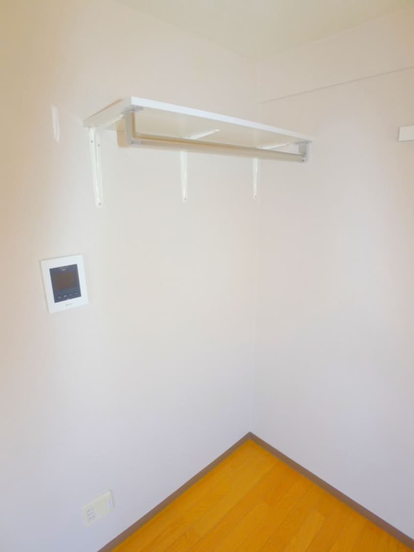 収納 エトス金町