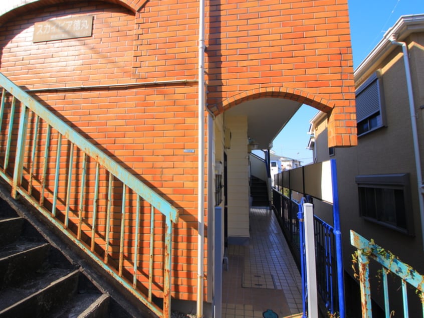 エントランス部分 スカイピア徳丸