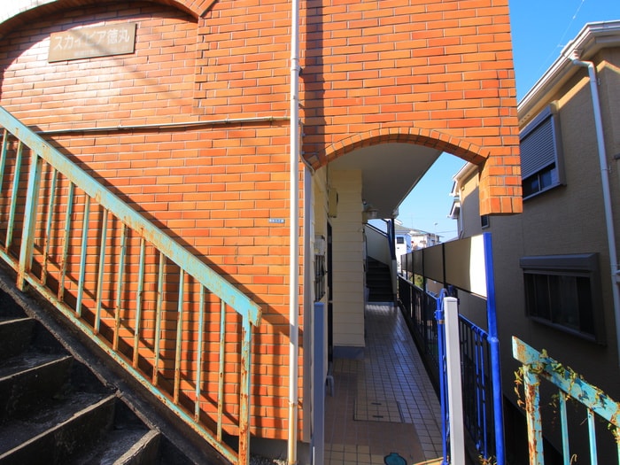 エントランス部分 スカイピア徳丸