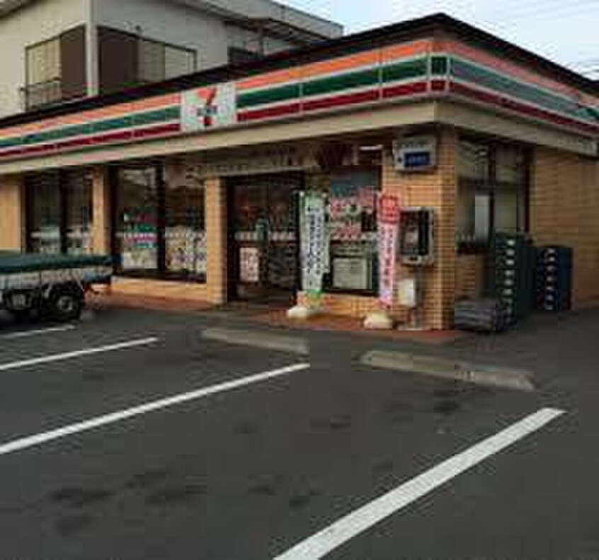 セブンイレブン山崎店(コンビニ)まで250m メゾン山崎(6－8号室)