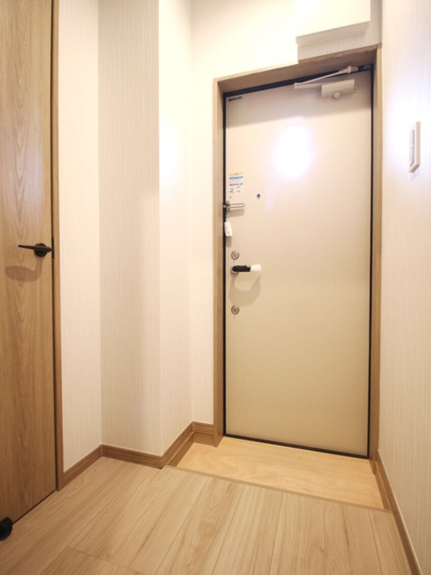 玄関 仮）新河岸共同住宅