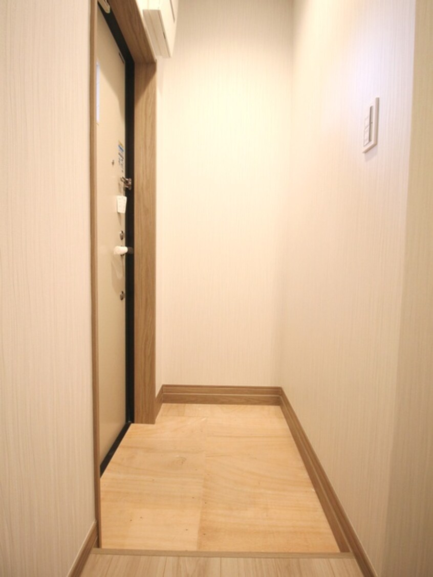 玄関 仮）新河岸共同住宅