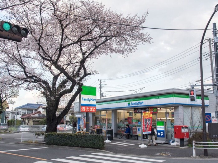 ファミリーマート 武蔵野御殿山店(コンビニ)まで450m 第三御殿山荘