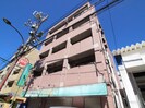 コルトン シャルル マ－ニュの外観