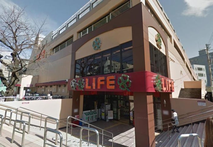 ライフ 東中野店(スーパー)まで546m クロノス東中野West