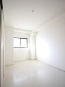 居室 新緑ハイツ