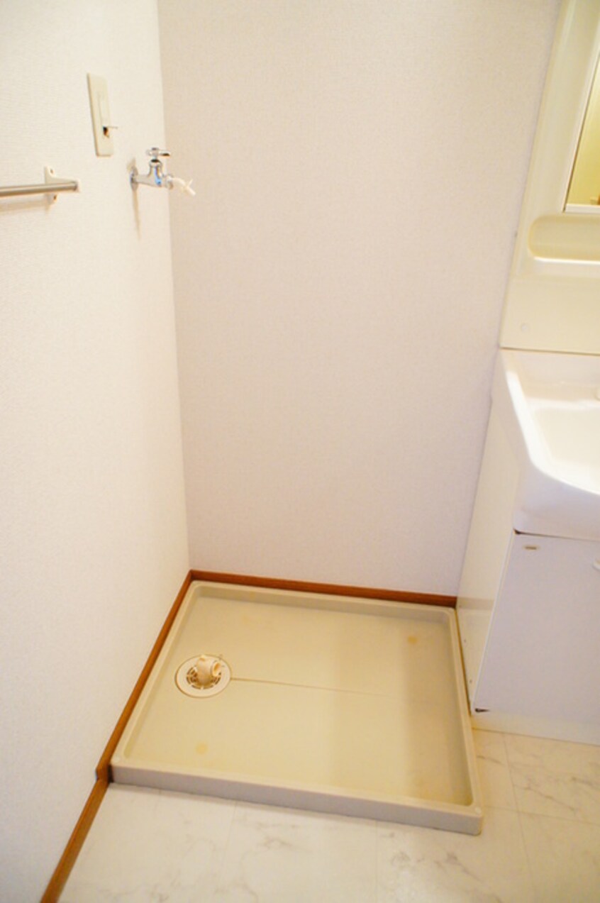 洗濯機置場 ア・ラ・モ－ドＢ